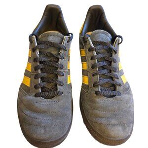 Adidas Men’s Suede Sneakers – Brown with Gold Accents, Size 7